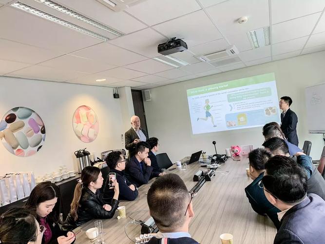 在罗赛洛工厂,我们还可以近距离感受产品检测等核心环节